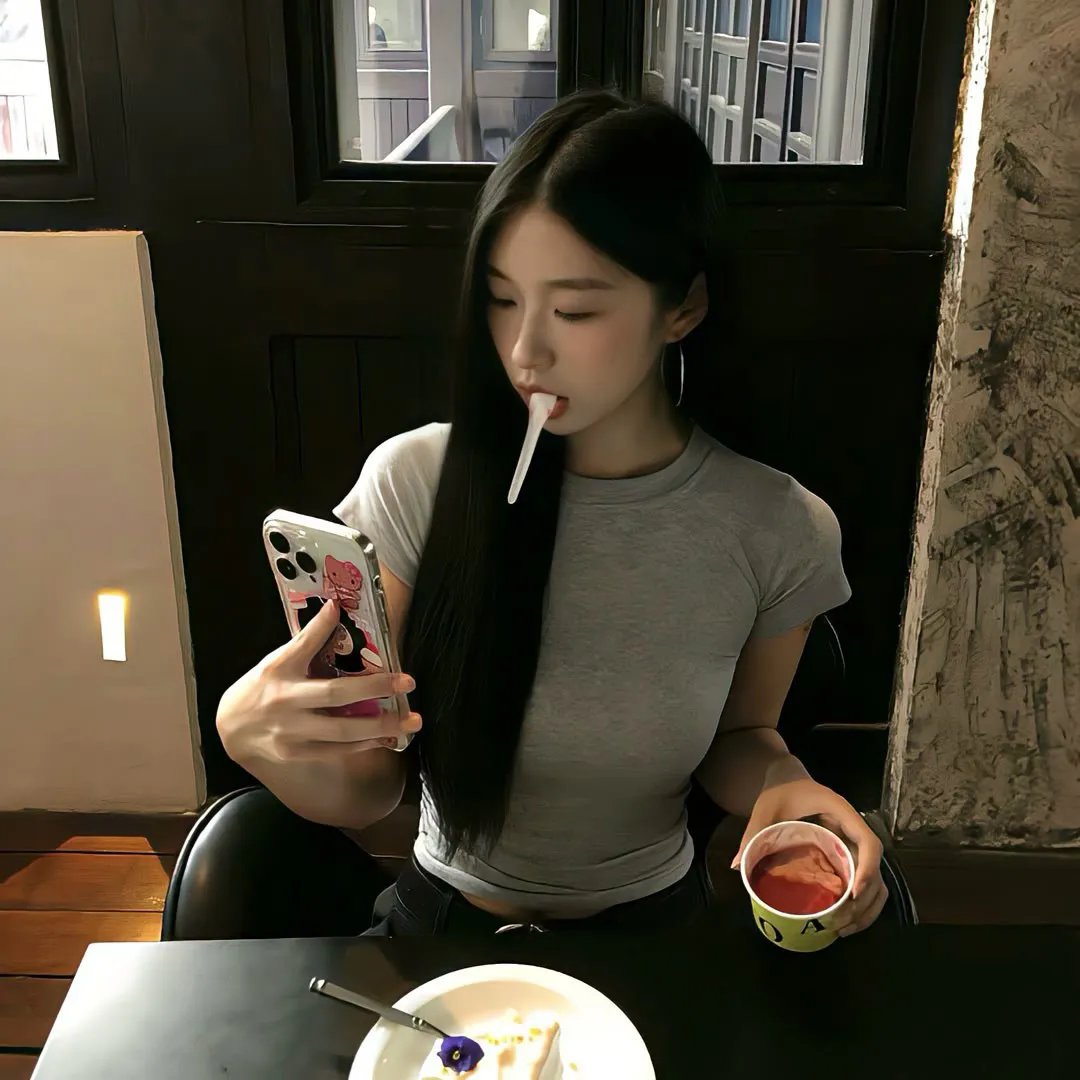 嘘,国王在冬眠